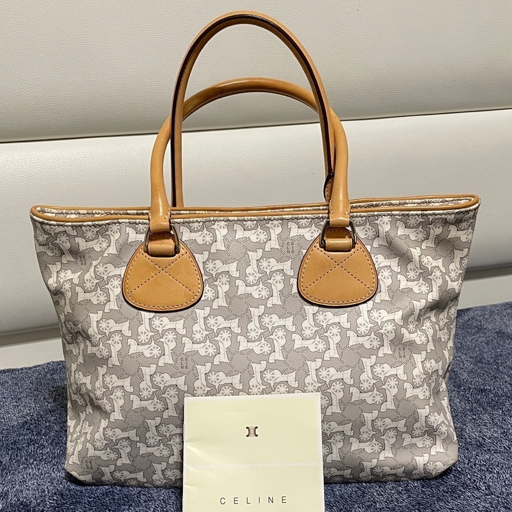 Celine PVC Handbag - Picture 2 of 15